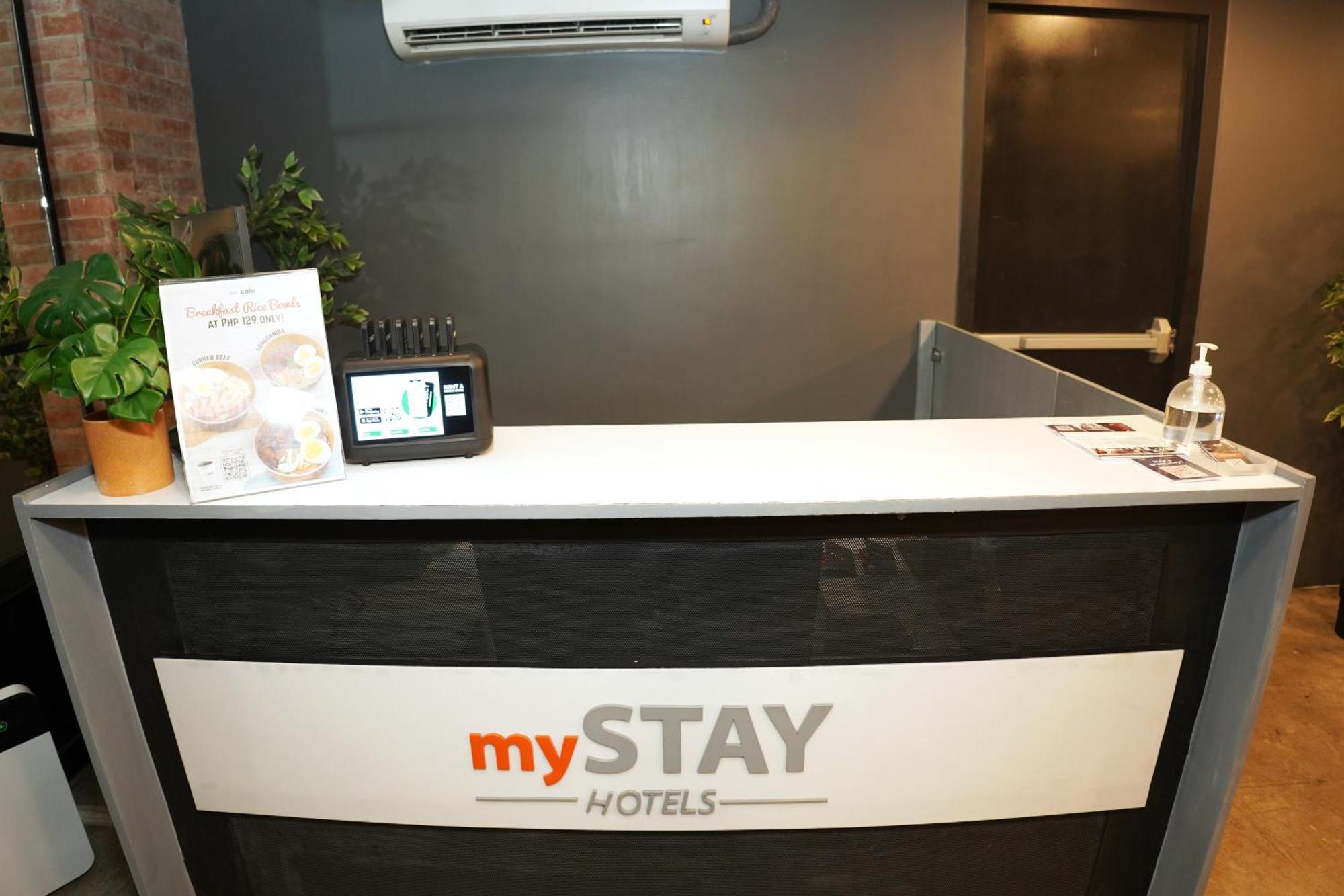 Mystay Hotel Bgc West Makati City Exterior photo